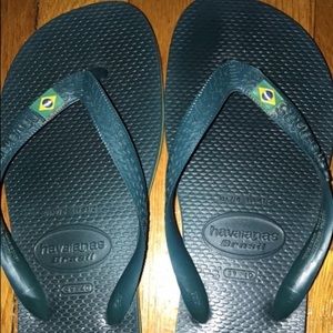 Havaianas size 8